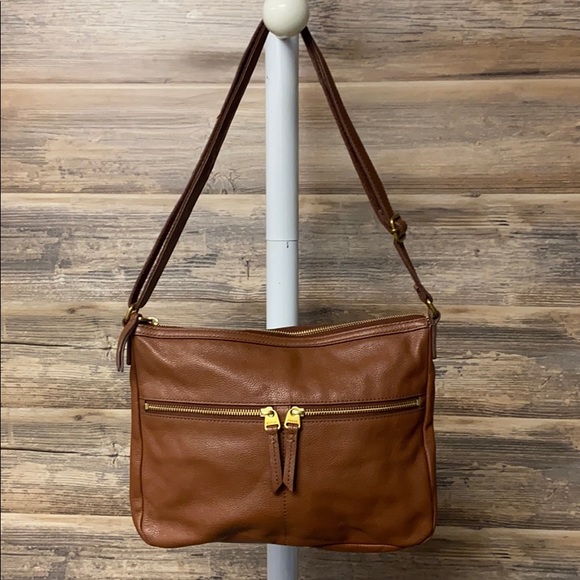 Fossil Handbags - Fossil Genuine Leather Shoulder Bag EUC P15